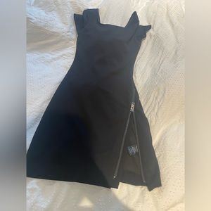 Aritzia Talula Size Medium Black Mini Dress